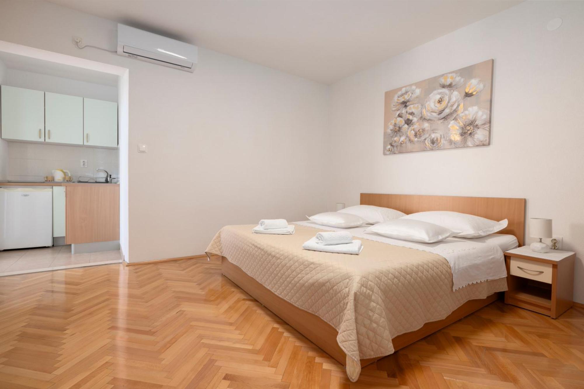 Apartmani Marta Tučepi Exterior foto