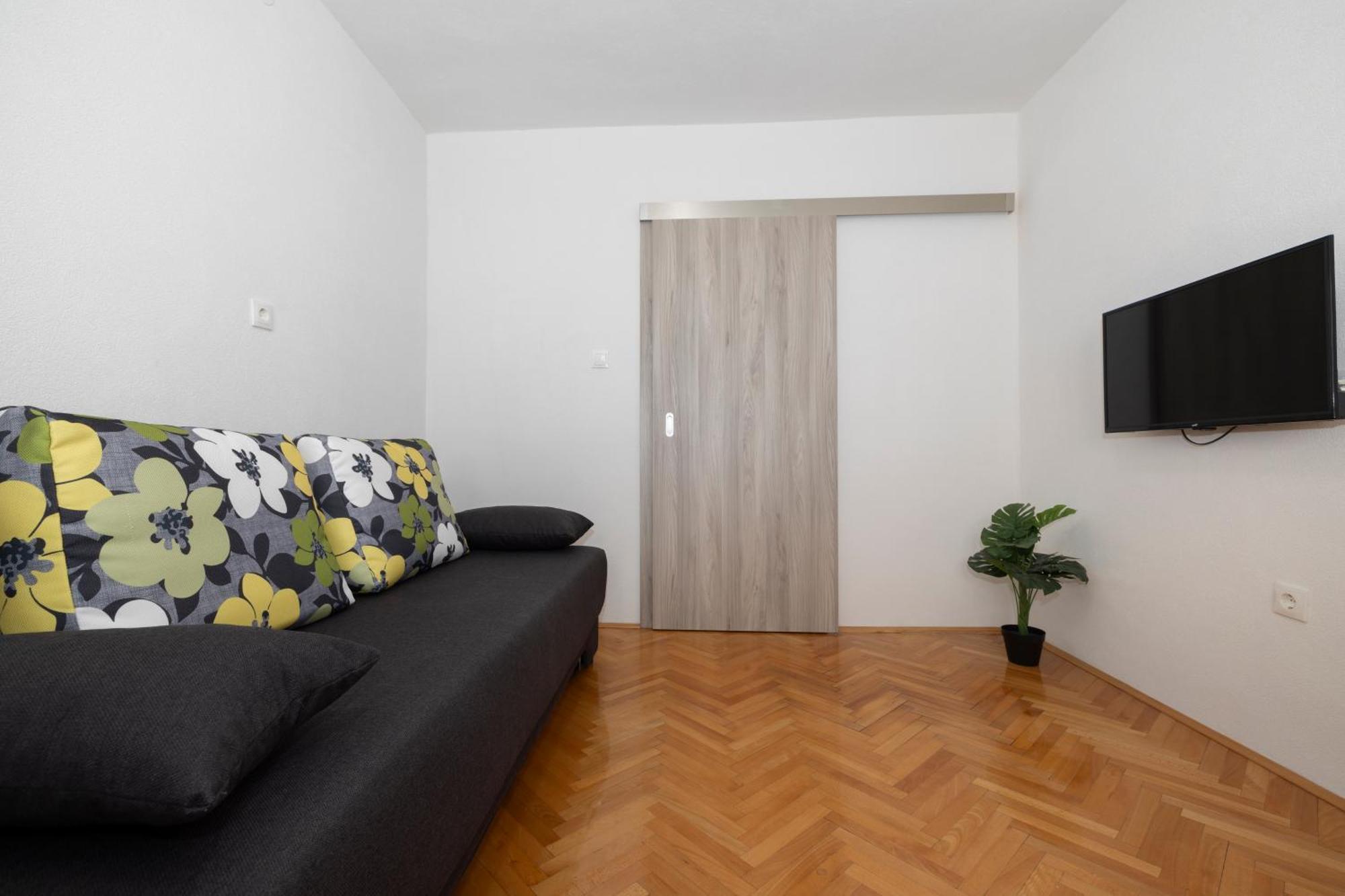 Apartmani Marta Tučepi Exterior foto